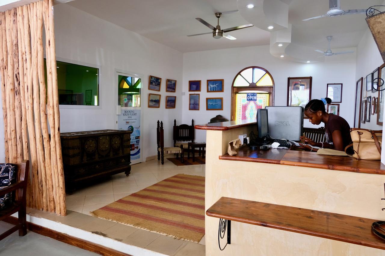 27 Cafe Zanzibar Airport Hotel Eksteriør bilde