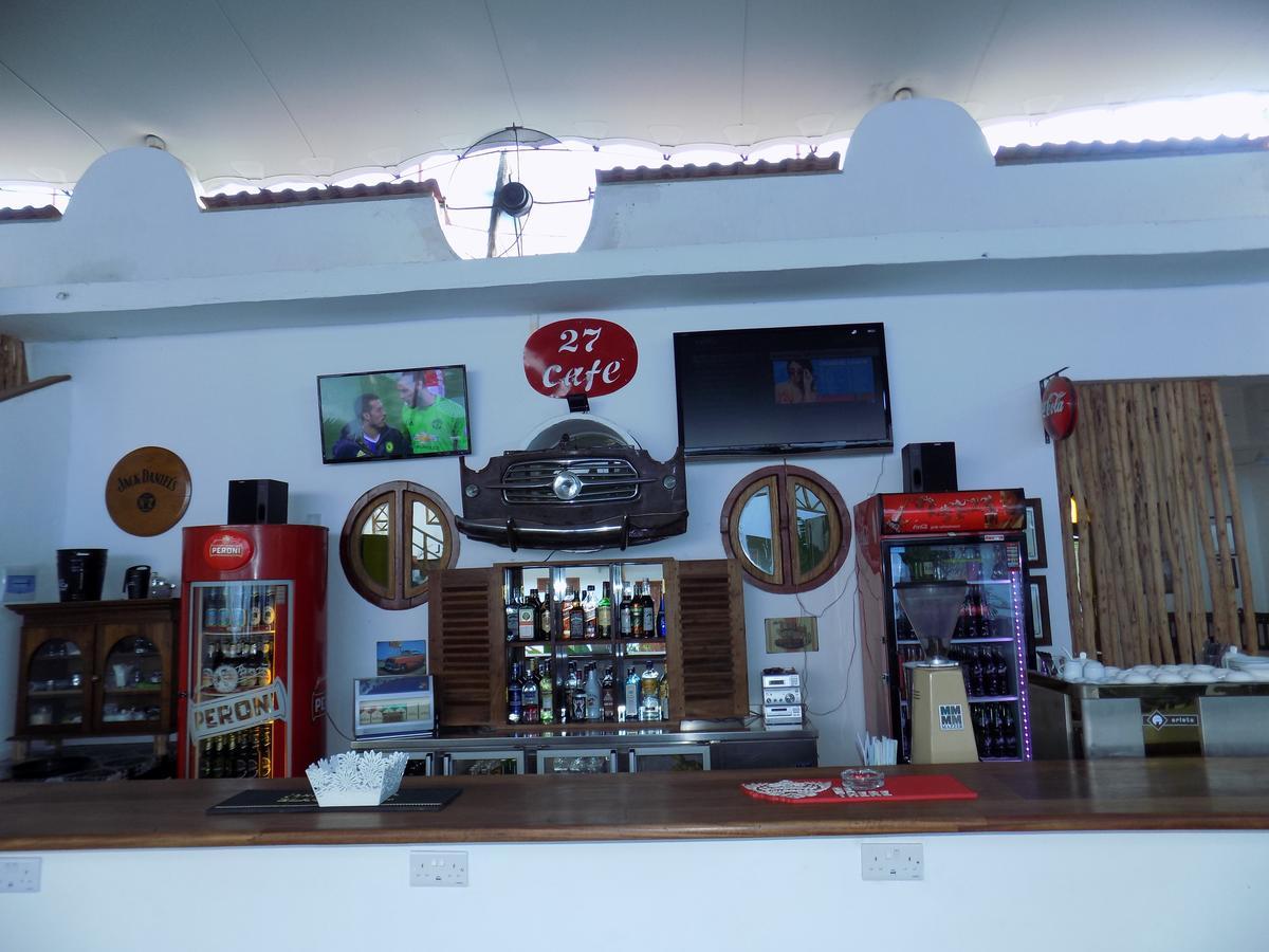 27 Cafe Zanzibar Airport Hotel Eksteriør bilde