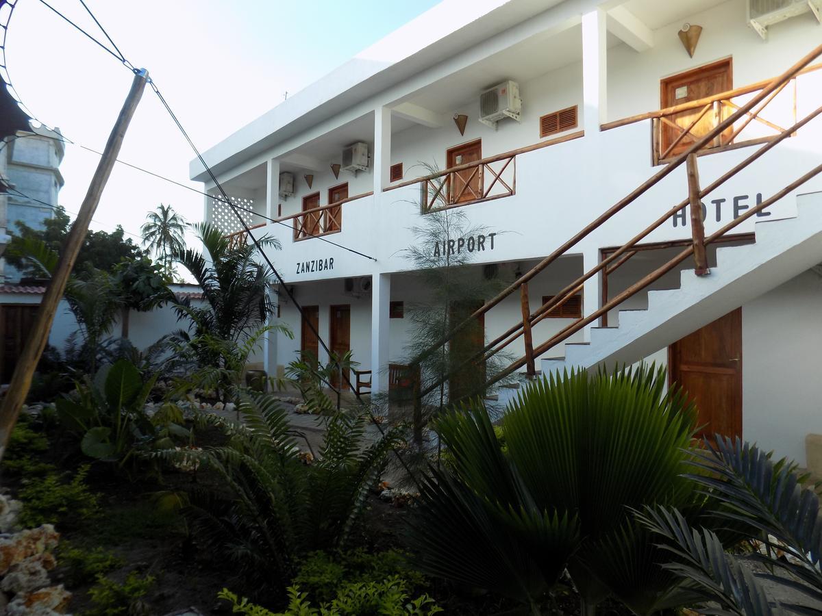 27 Cafe Zanzibar Airport Hotel Eksteriør bilde