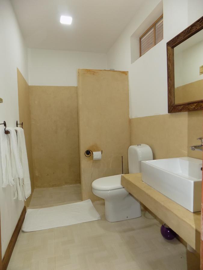 27 Cafe Zanzibar Airport Hotel Eksteriør bilde